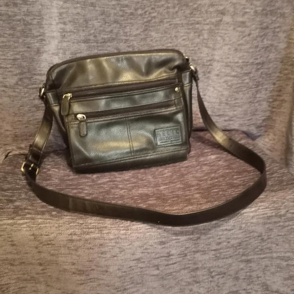 Relic Vintage Black Leather Shoulder Handbag